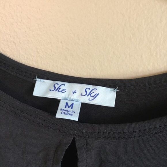 She + Sky medium top - Picture 3 of 3